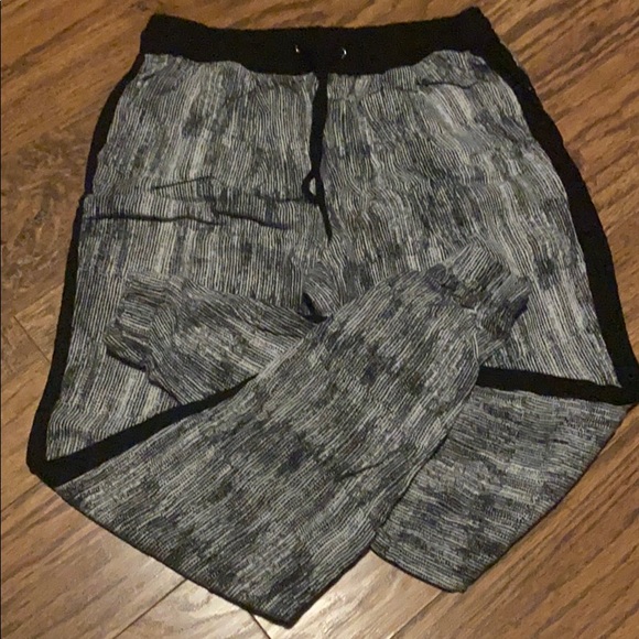 Pants - Picture 3 of 3